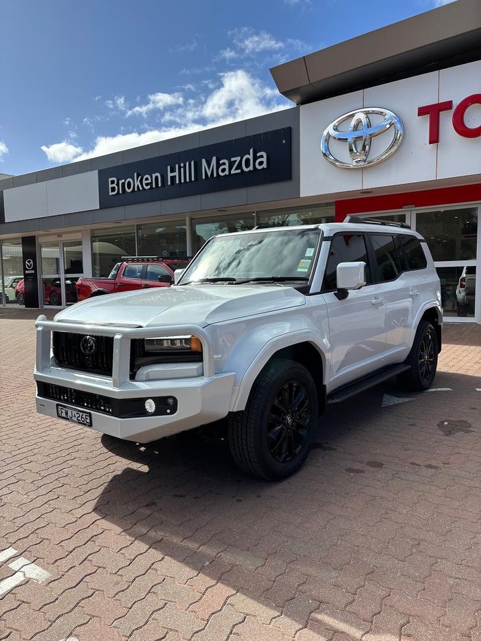 2026 Toyota Landcruiser Prado