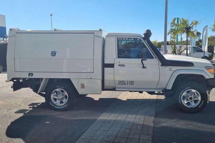 2022 Toyota Landcruiser GXL
