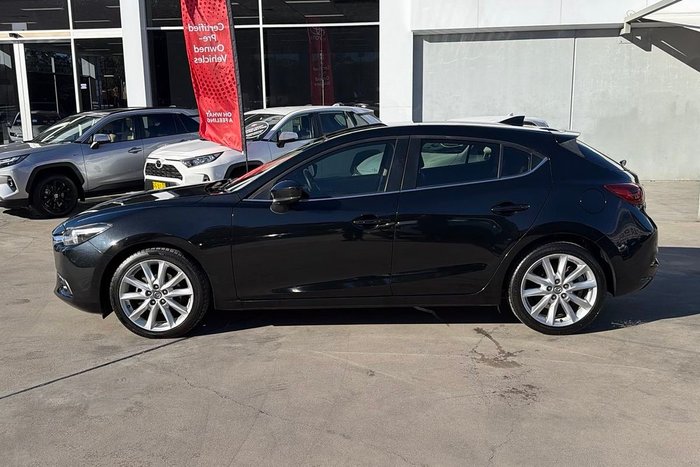 2018 Mazda 3 SP25 GT