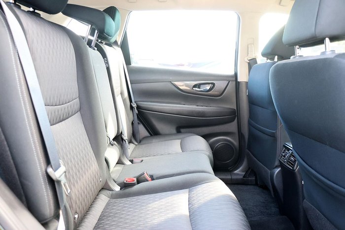 2019 Nissan X-TRAIL ST