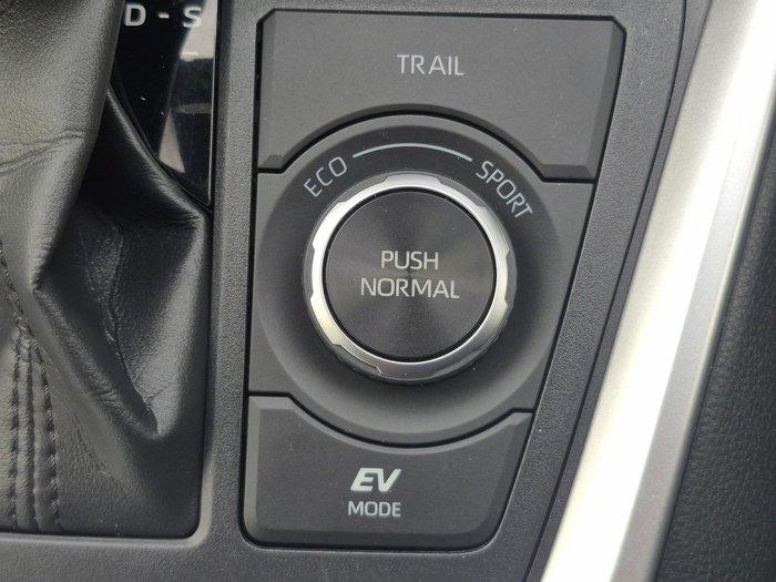 2022 Toyota RAV4 GX