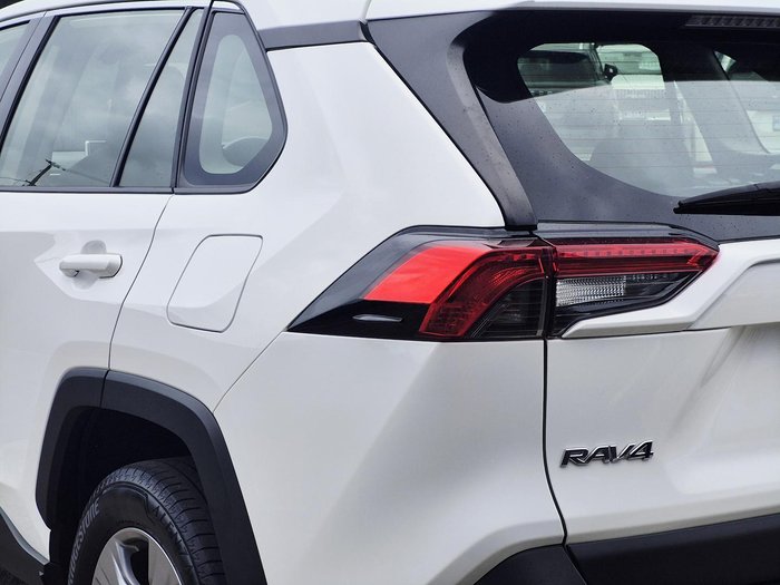 2022 Toyota RAV4 GX