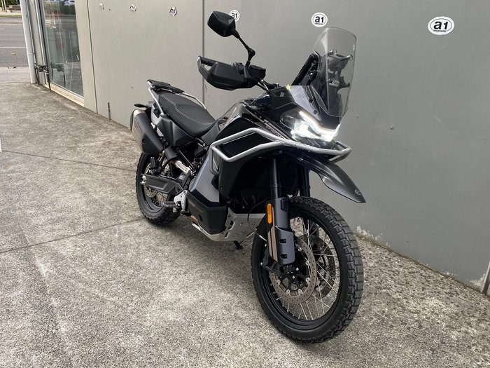 2025 CFMOTO 800MT-X
