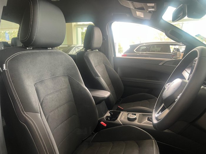 2026 Volkswagen Amarok TDI600 Dark Label