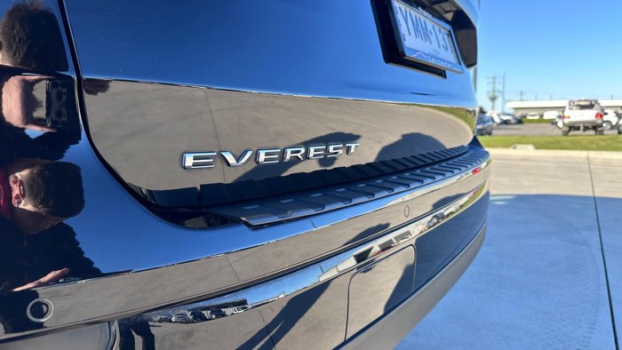 2023 Ford Everest Platinum