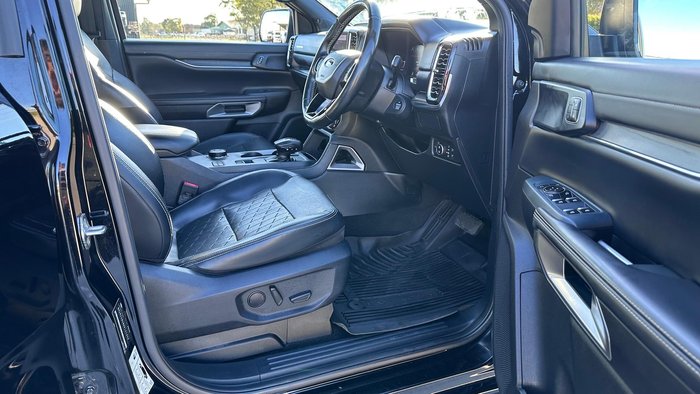 2023 Ford Everest Platinum