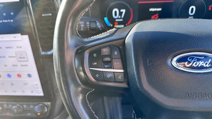 2023 Ford Everest Platinum