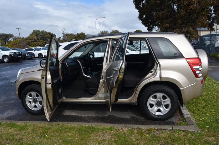 2009 Suzuki Grand Vitara 100th Anniversary
