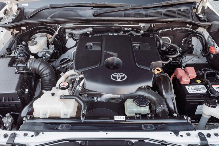 2019 Toyota Hilux SR