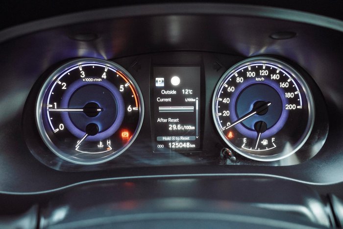 2019 Toyota Hilux SR