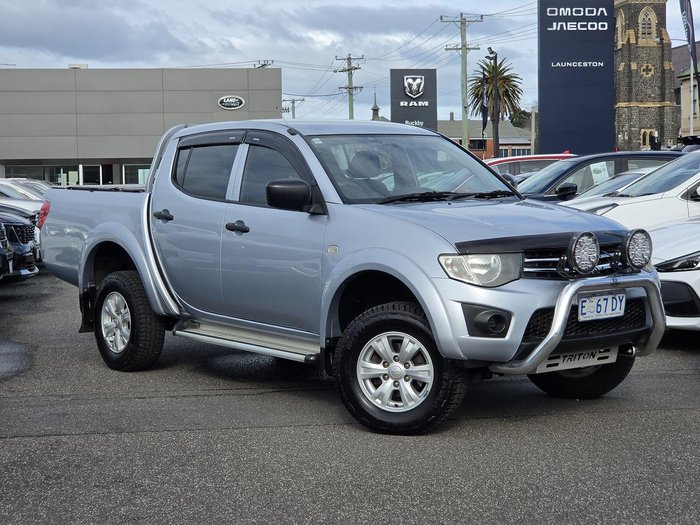 2014 Mitsubishi Triton