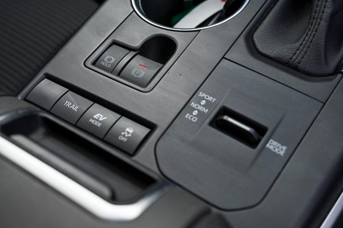 2022 Toyota Kluger GX