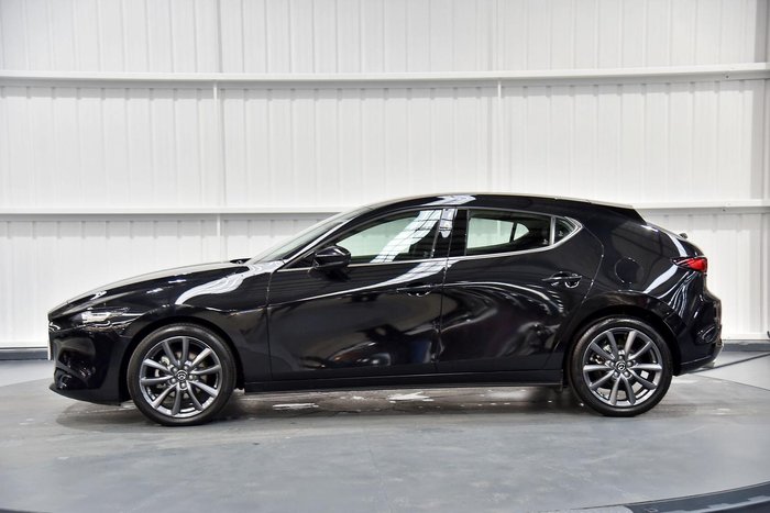 2023 Mazda 3 G20 Touring