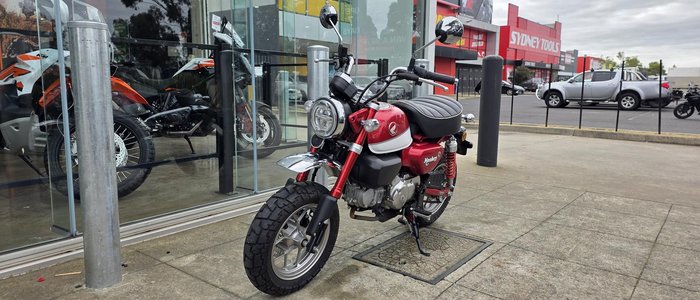 2018 Honda Monkey 125 (Z125MAK) Monkey Bike Red
