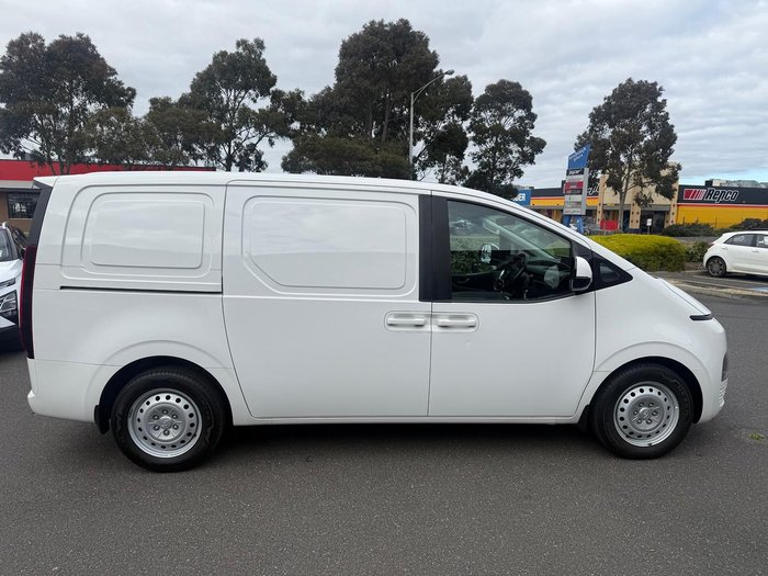 2021 Hyundai STARIA LOAD