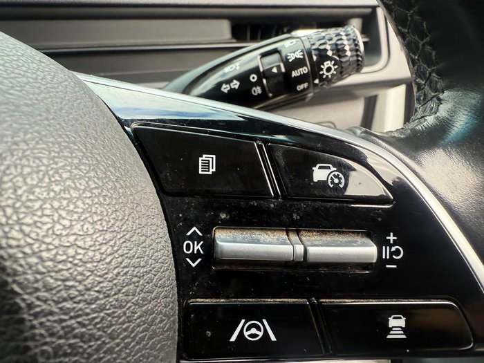 2021 Hyundai STARIA LOAD