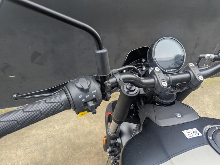 2026 Royal Enfield Guerrilla 450 Guerrilla Black