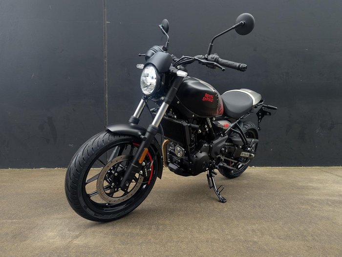 2026 Royal Enfield Guerrilla 450 Guerrilla Black