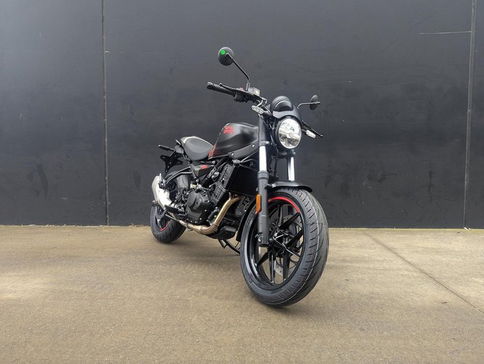 2026 Royal Enfield Guerrilla 450 Guerrilla Black