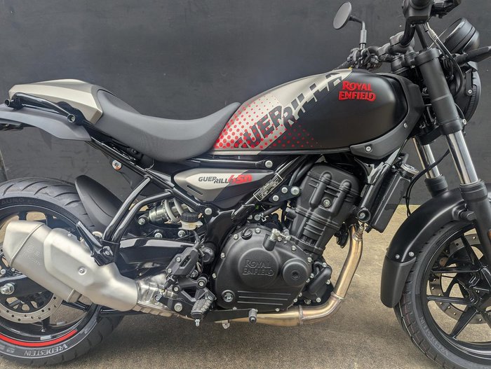 2026 Royal Enfield Guerrilla 450 Guerrilla Black
