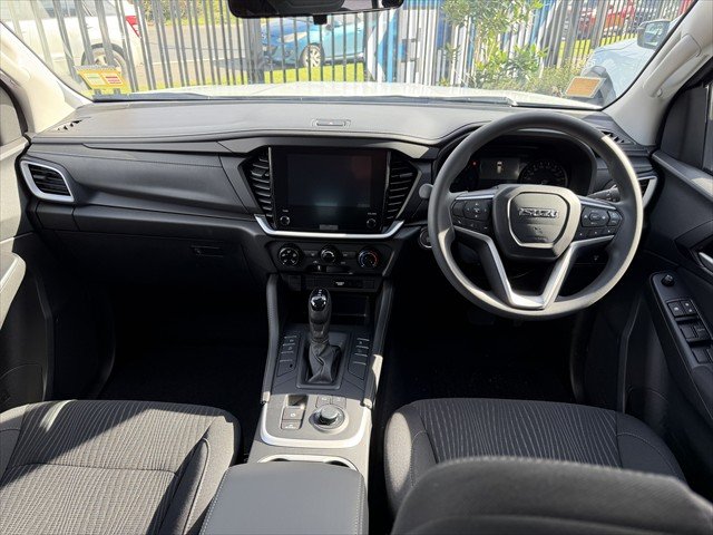 2025 Isuzu MU-X LS-M