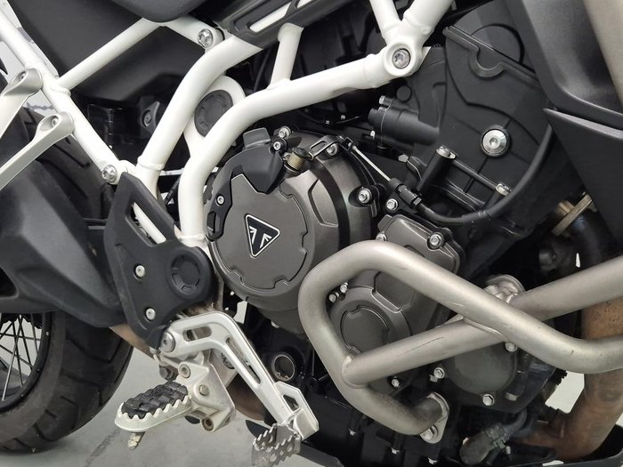 2022 Triumph Tiger 900 Rally Tiger Green