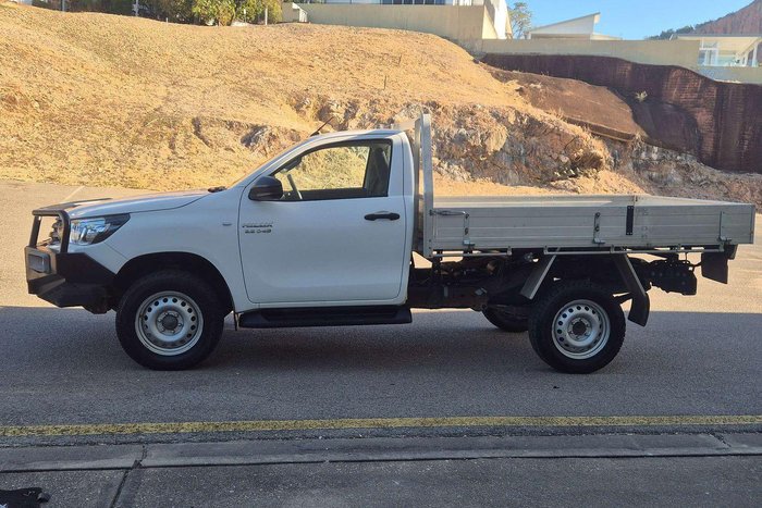 2018 Toyota Hilux SR