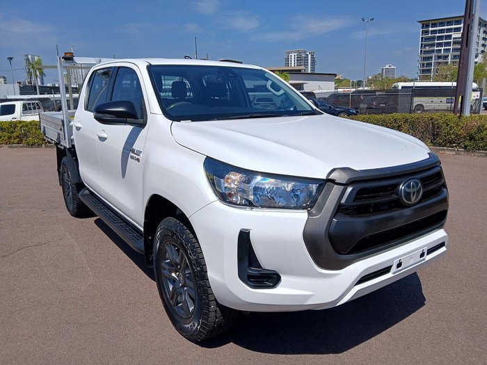 2022 Toyota Hilux SR