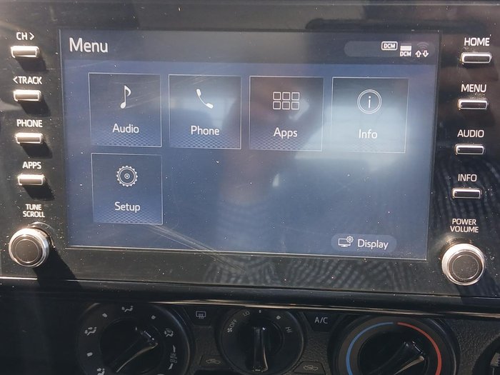 2022 Toyota Hilux SR