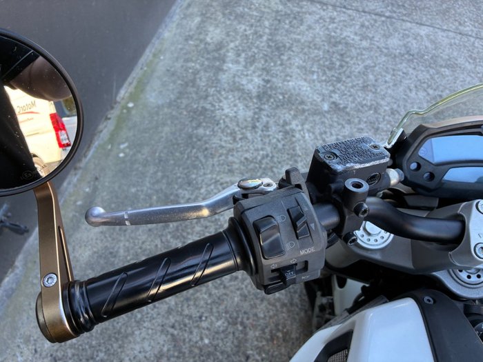 2013 Ducati MONSTER 696 WHITE