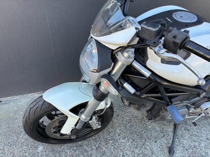2013 Ducati MONSTER 696 WHITE