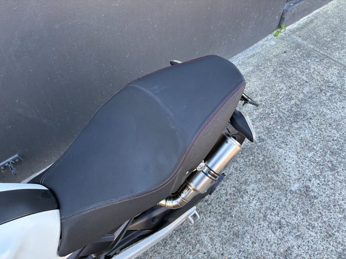 2013 Ducati MONSTER 696 WHITE