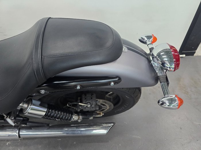 2015 Triumph SPEEDMASTER SILVER
