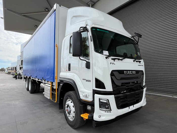 2025 Isuzu F Series