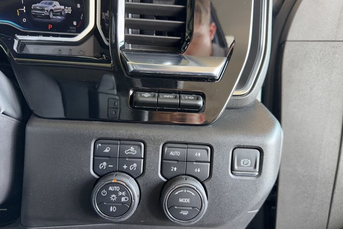 2024 Chevrolet Silverado 1500 LTZ Premium W/Tech Pack