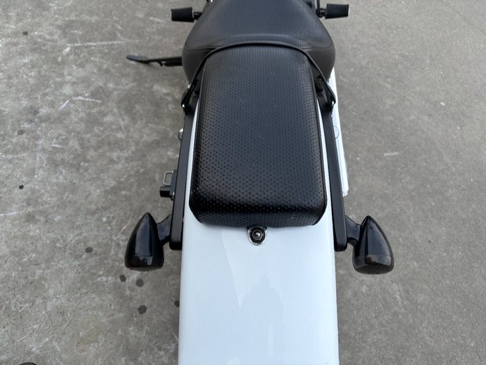 2015 Yamaha XVS650 V-STAR CUSTOM White