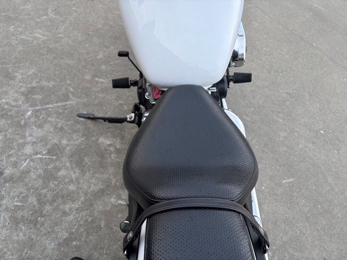 2015 Yamaha XVS650 V-STAR CUSTOM White