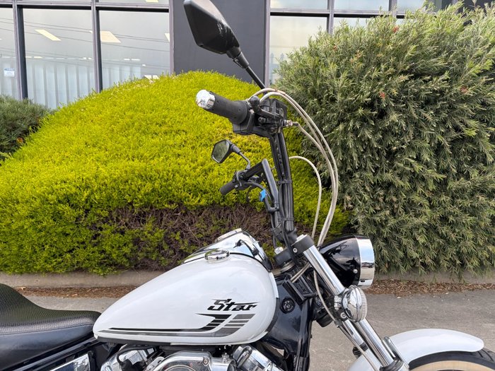 2015 Yamaha XVS650 V-STAR CUSTOM White
