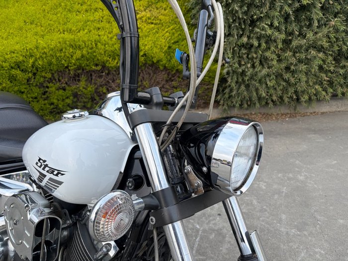 2015 Yamaha XVS650 V-STAR CUSTOM White