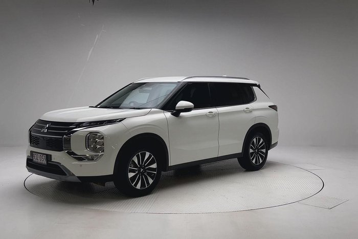 2025 Mitsubishi Outlander