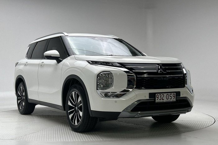 2025 Mitsubishi Outlander