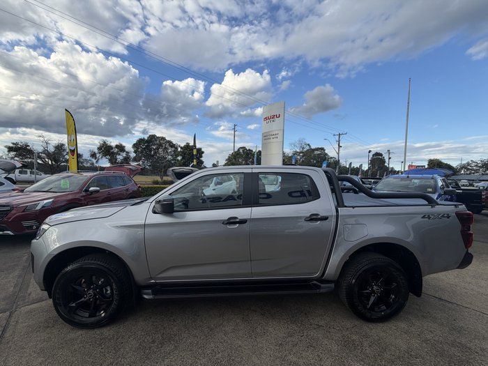 2026 Isuzu D-MAX X-RIDER RG Mercury Silver Metallic