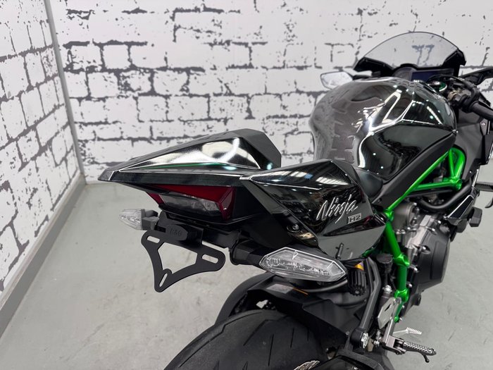 2022 Kawasaki Ninja H2 (ZX1002J) Ninja H2 Grey