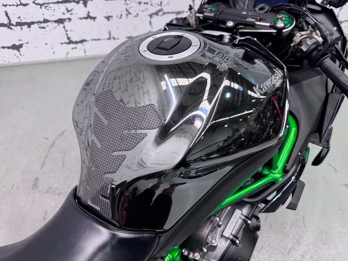 2022 Kawasaki Ninja H2 (ZX1002J) Ninja H2 Grey