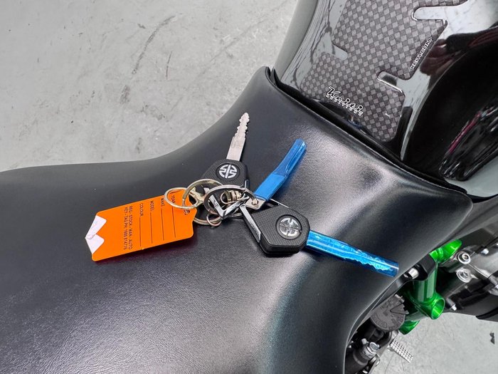 2022 Kawasaki Ninja H2 (ZX1002J) Ninja H2 Grey