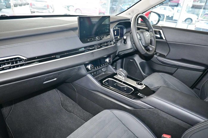 2025 Mitsubishi Outlander Aspire