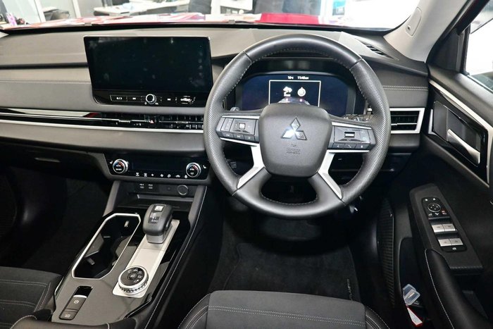 2025 Mitsubishi Outlander Aspire