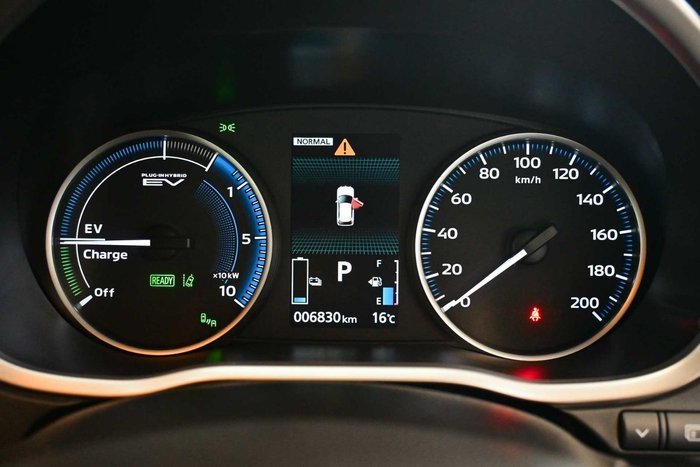 2024 Mitsubishi Eclipse Cross PHEV XLS