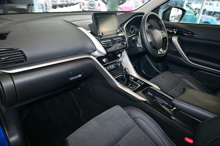 2024 Mitsubishi Eclipse Cross PHEV XLS
