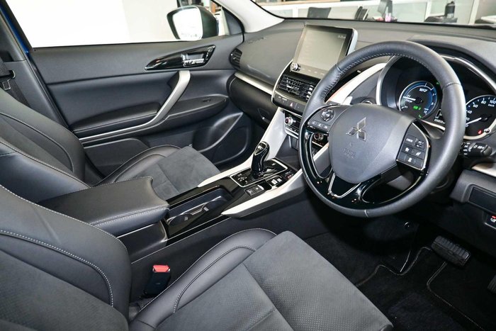 2024 Mitsubishi Eclipse Cross PHEV XLS